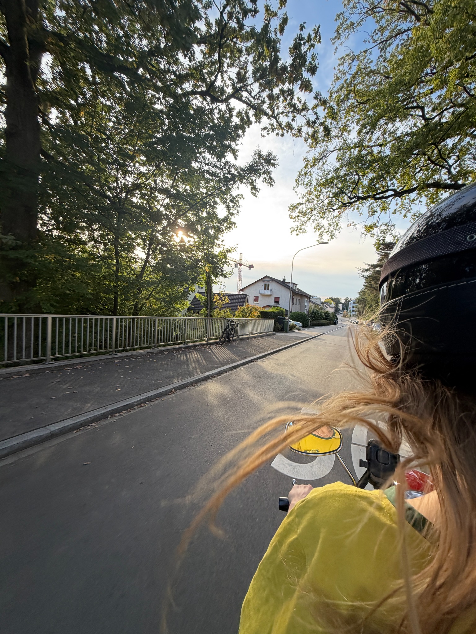 Fahrt mit dem Roller durch Zürich